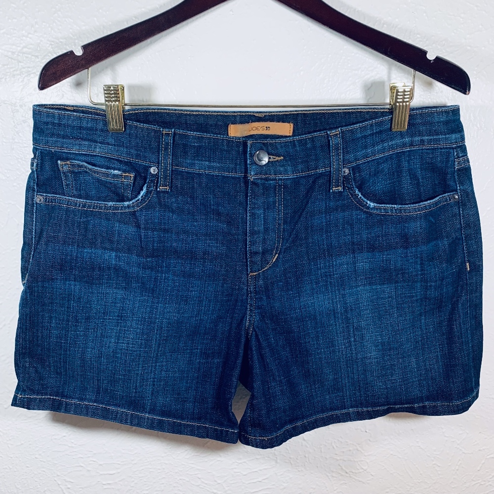 SOLD EUC Shorts 32 - Joe's Jeans Emmie Denim - Picture 2 of 8